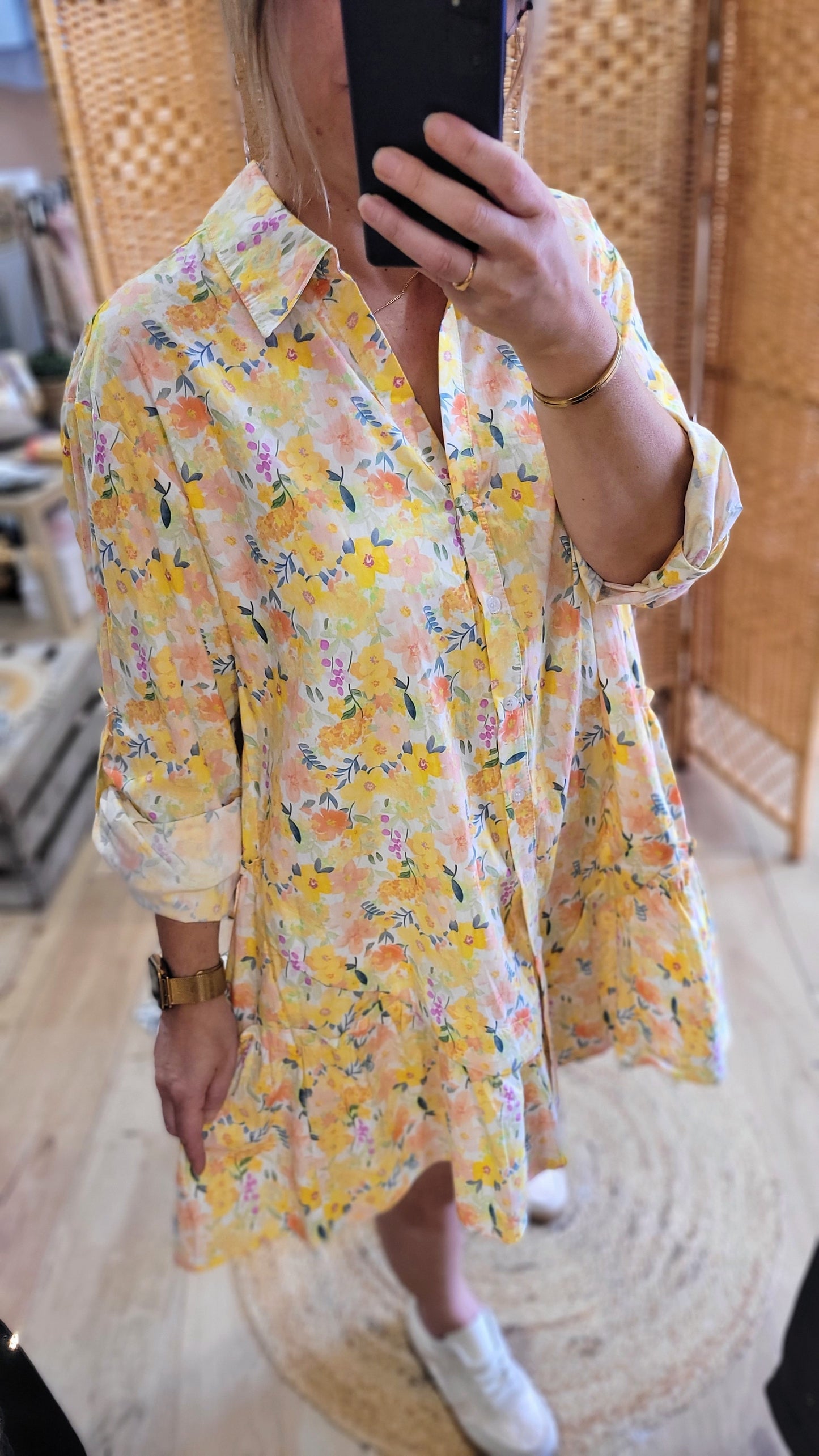 Robe Yellow
