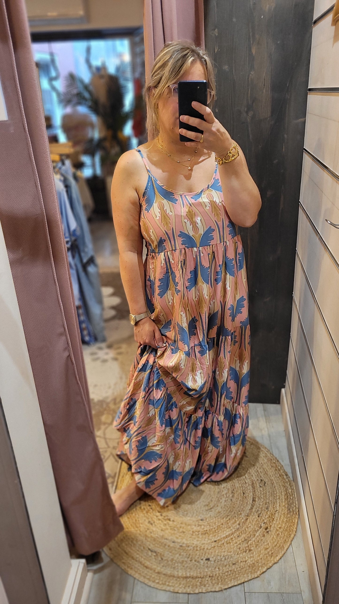 Robe Leya