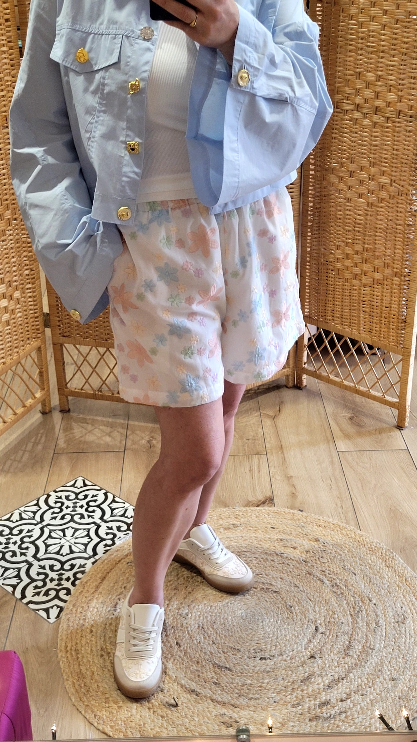 Short Louise