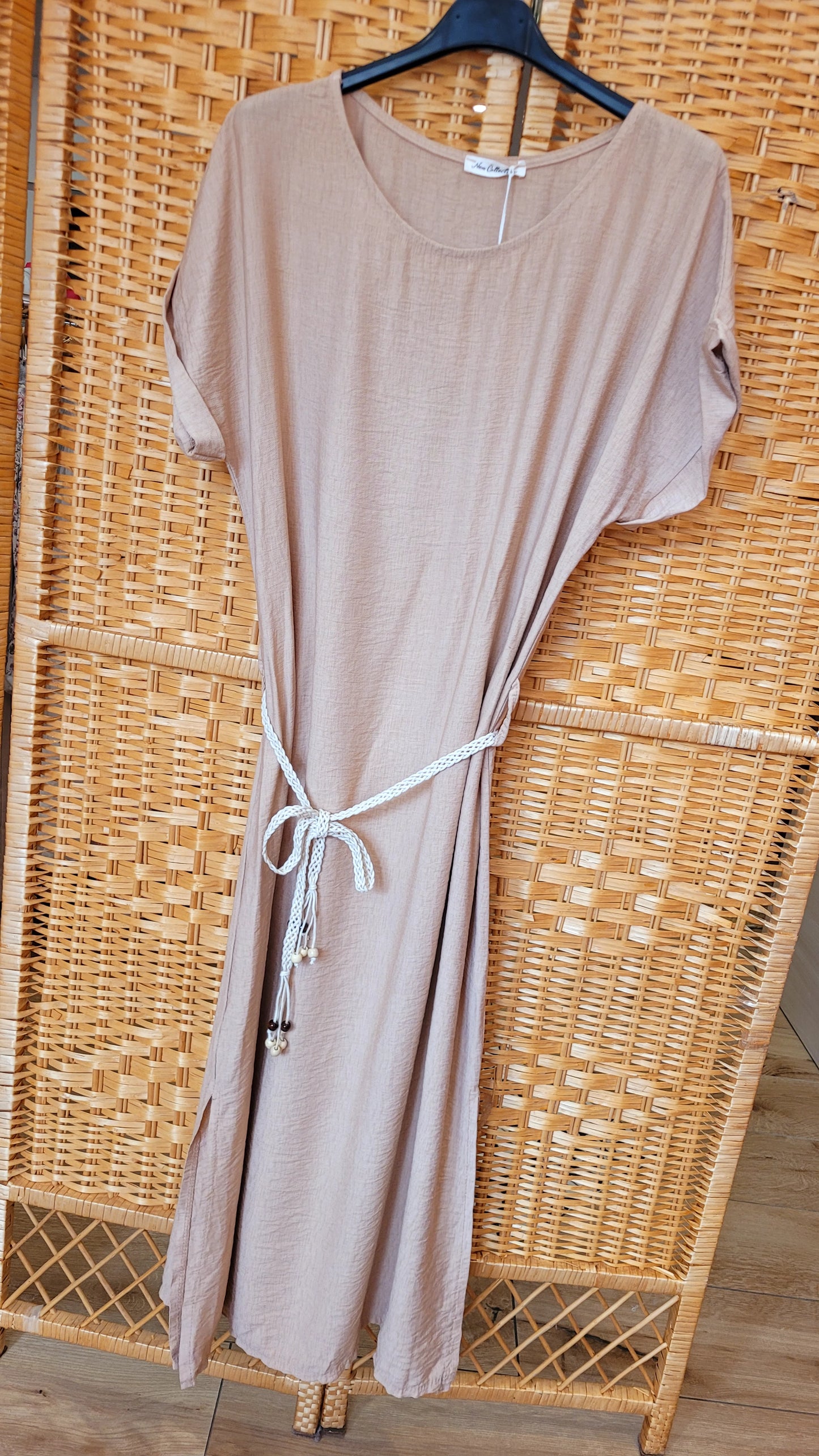 Robe Sara