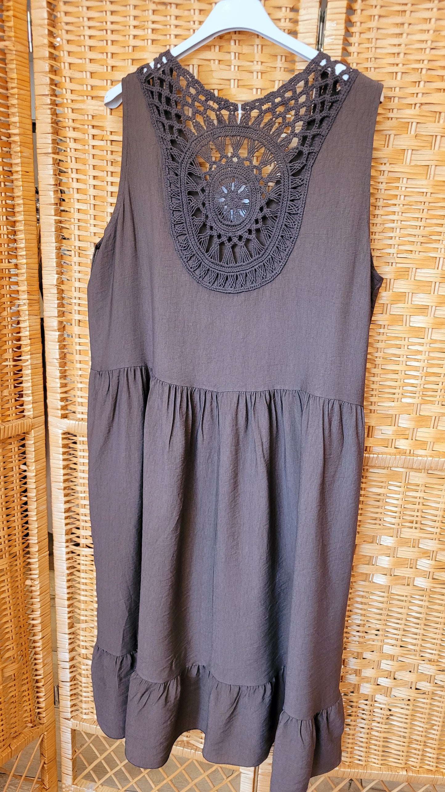 Robe Broderie