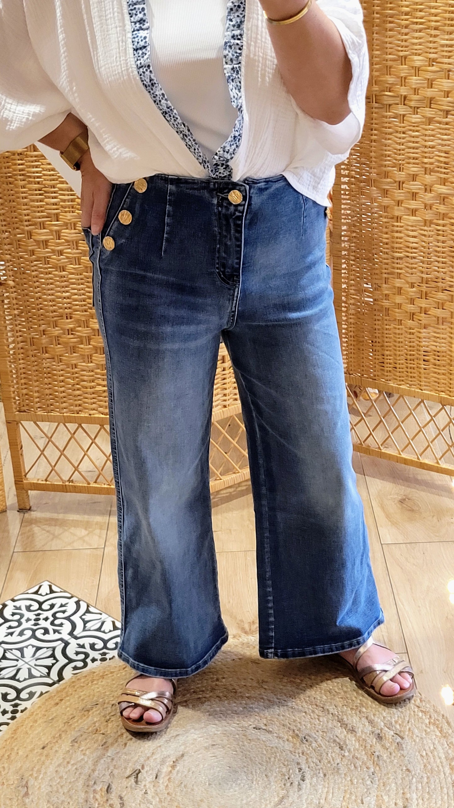 Jean Lola