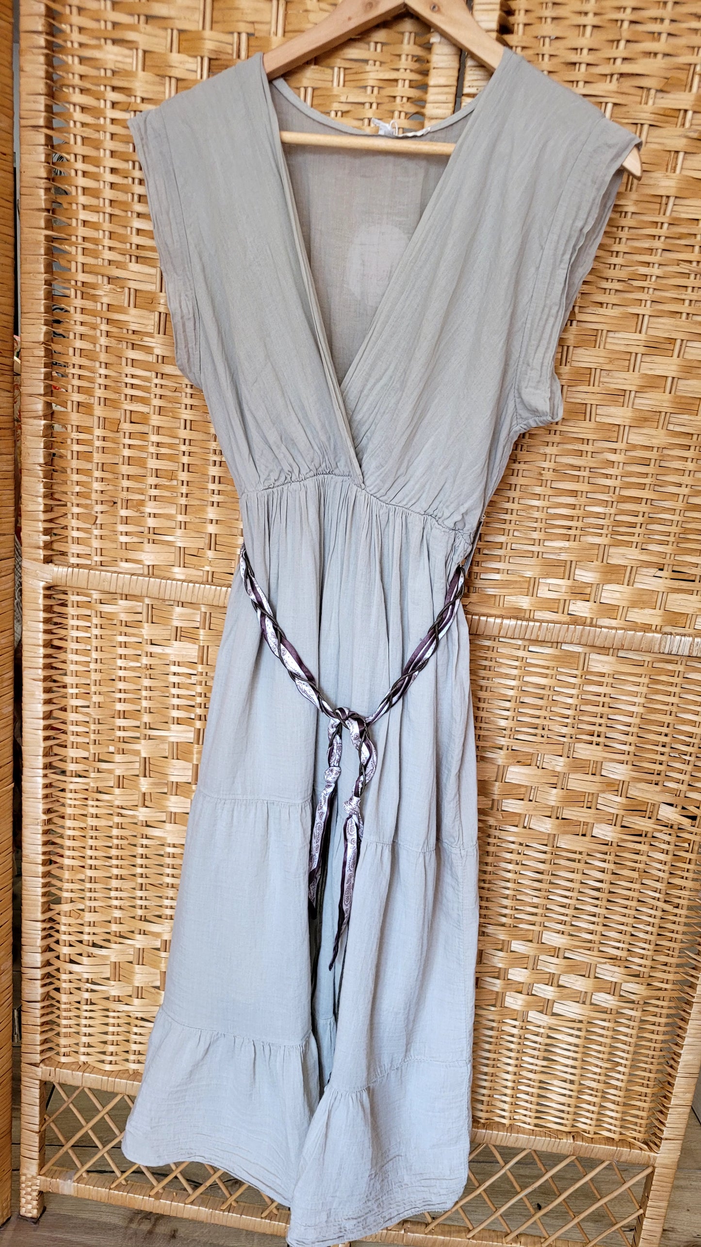 Robe Suzanna