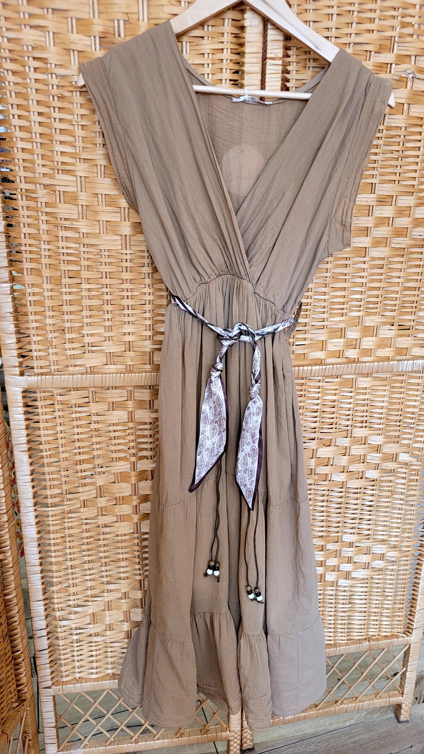 Robe Suzanna